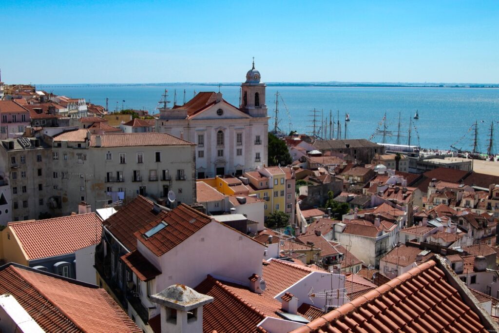 Brumes de la mémoire, tons de bleu : Lisbonne