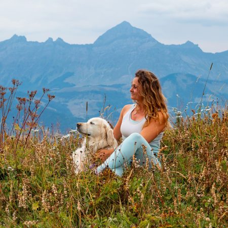 cani-tourisme en montagne dans les Alpes